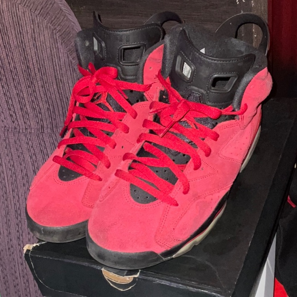 Toro Bravo Jordan 6s